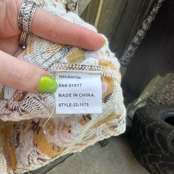 Solitaire by Ravi Kholsa Boho Mustard Yellow Allover Florak Embroidered Blouse - Picture 6 of 7